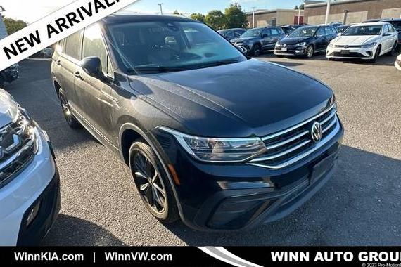 VOLKSWAGEN TIGUAN 4MOTION 2022 3VV2B7AX6NM043075 image